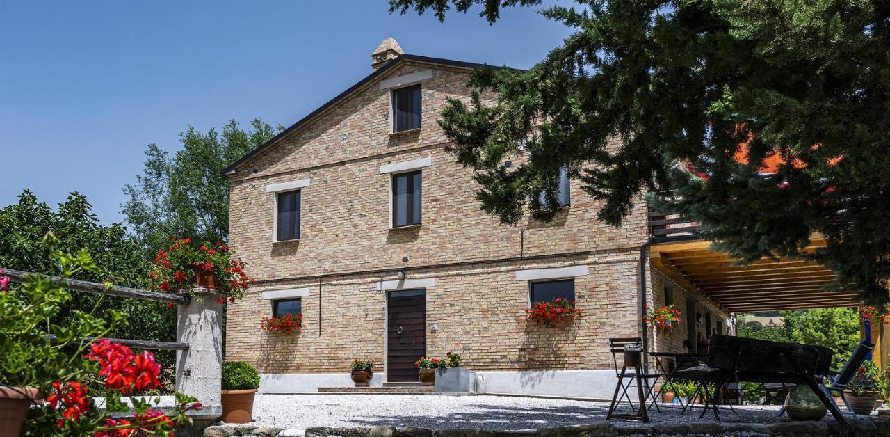 Bed and Breakfast Casa Friano Amandola Esterno foto