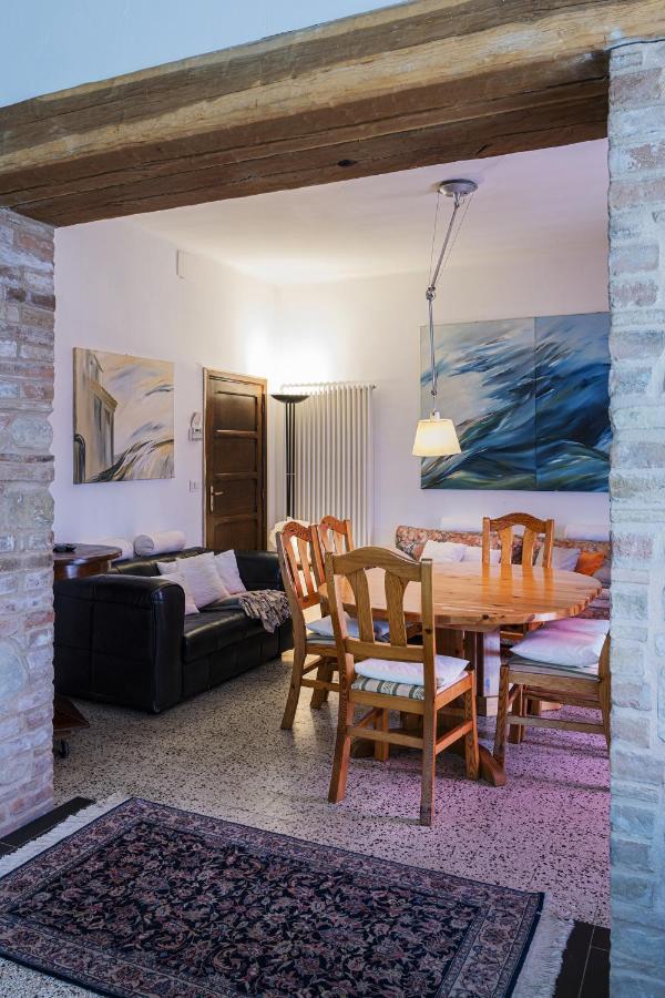 Bed and Breakfast Casa Friano Amandola Esterno foto